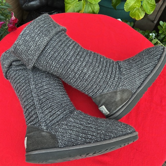 UGG Cardi Gray Fold Down Knit Sweater Boots - Picture 12 of 17